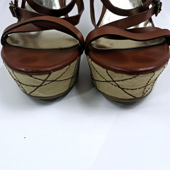 Unlisted Kenneth Cole Women's 10M Brown High Wedge Strappy Platform Sandals - Picture 8 of 12